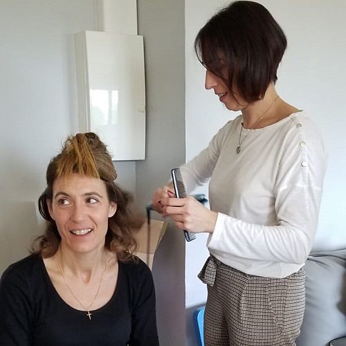 Cindy Segura coiffeuse à domicile- coupe de cheveux et brushing femme